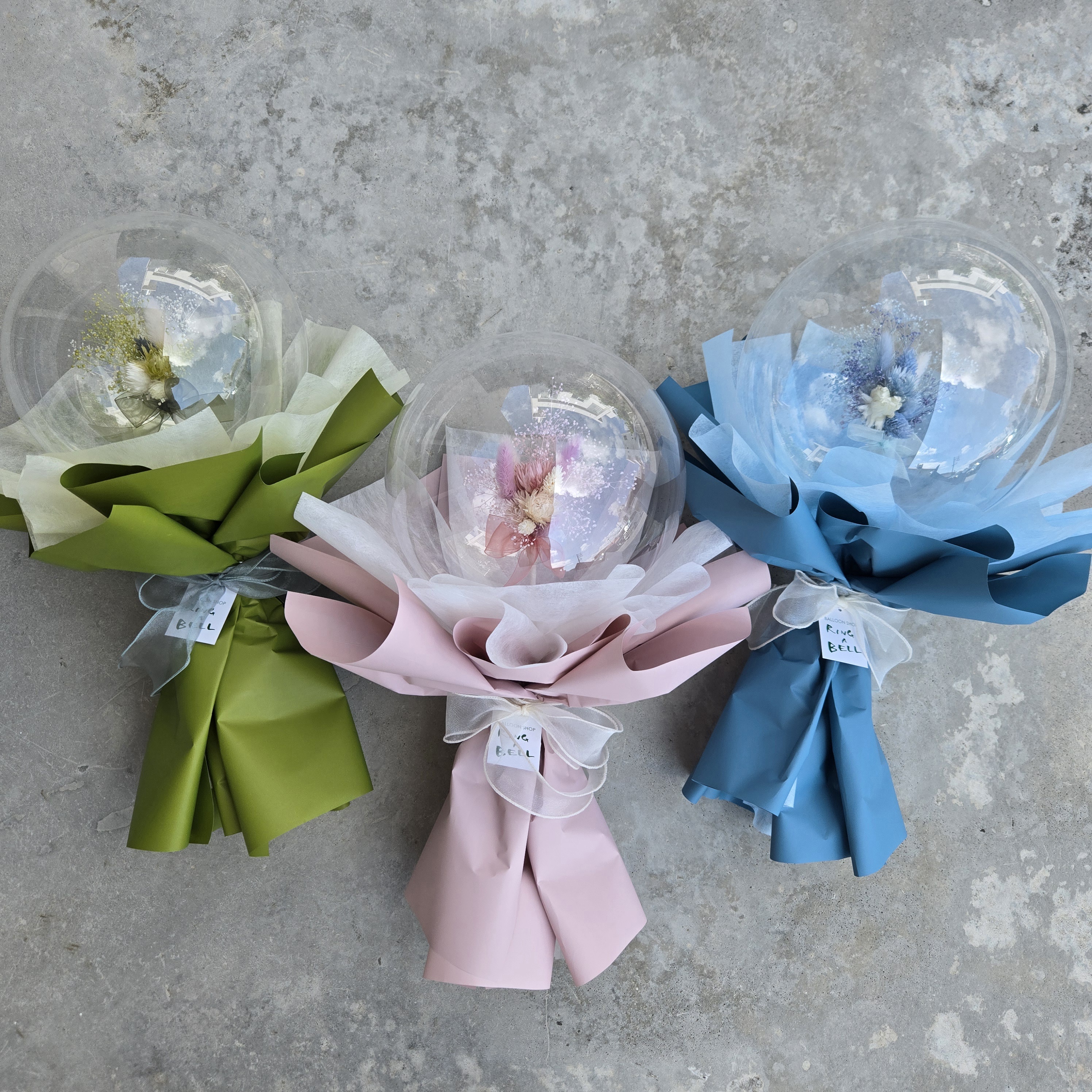 flower balloon bouquet